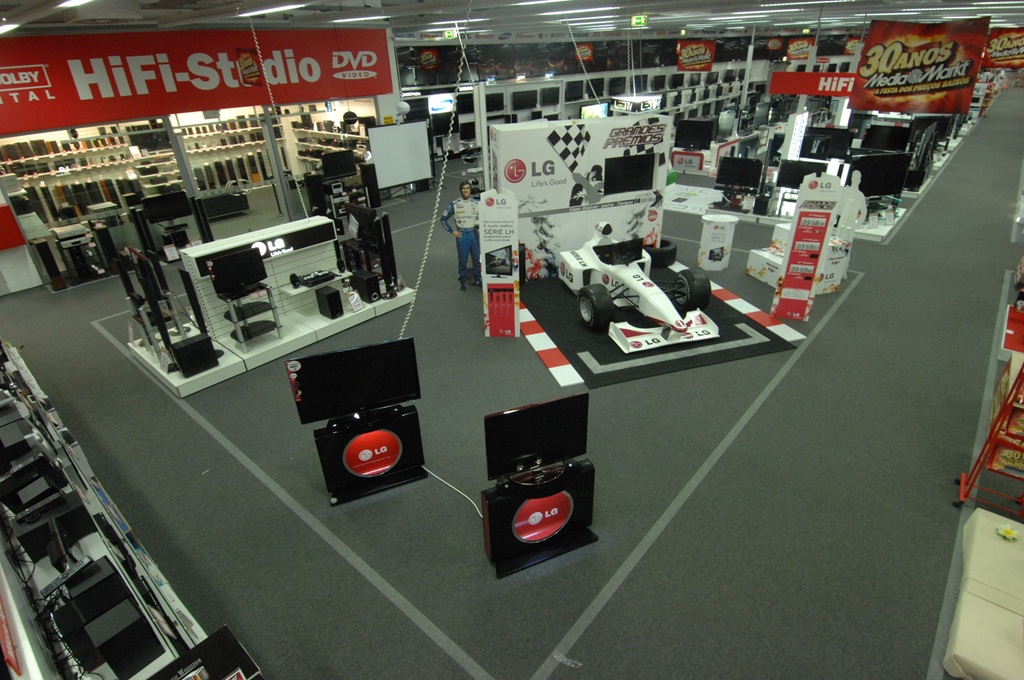 LG F1 Road Show - Brand Activation