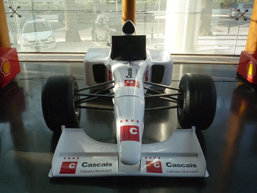 Cascais City Council Christmas event with the F1 motion simulator