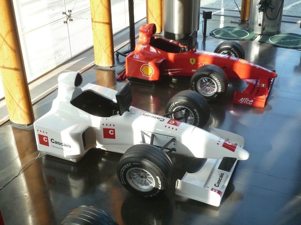 Cascais City Council Christmas event with the F1 motion simulator