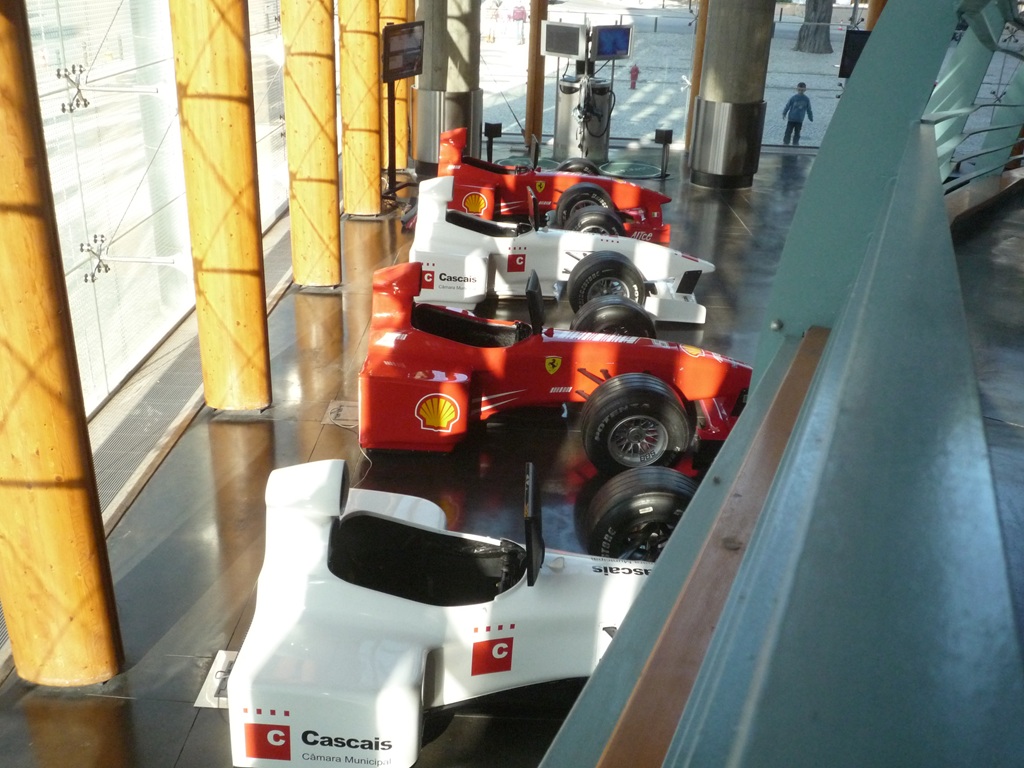 Cascais City Council Christmas event with the F1 motion simulator